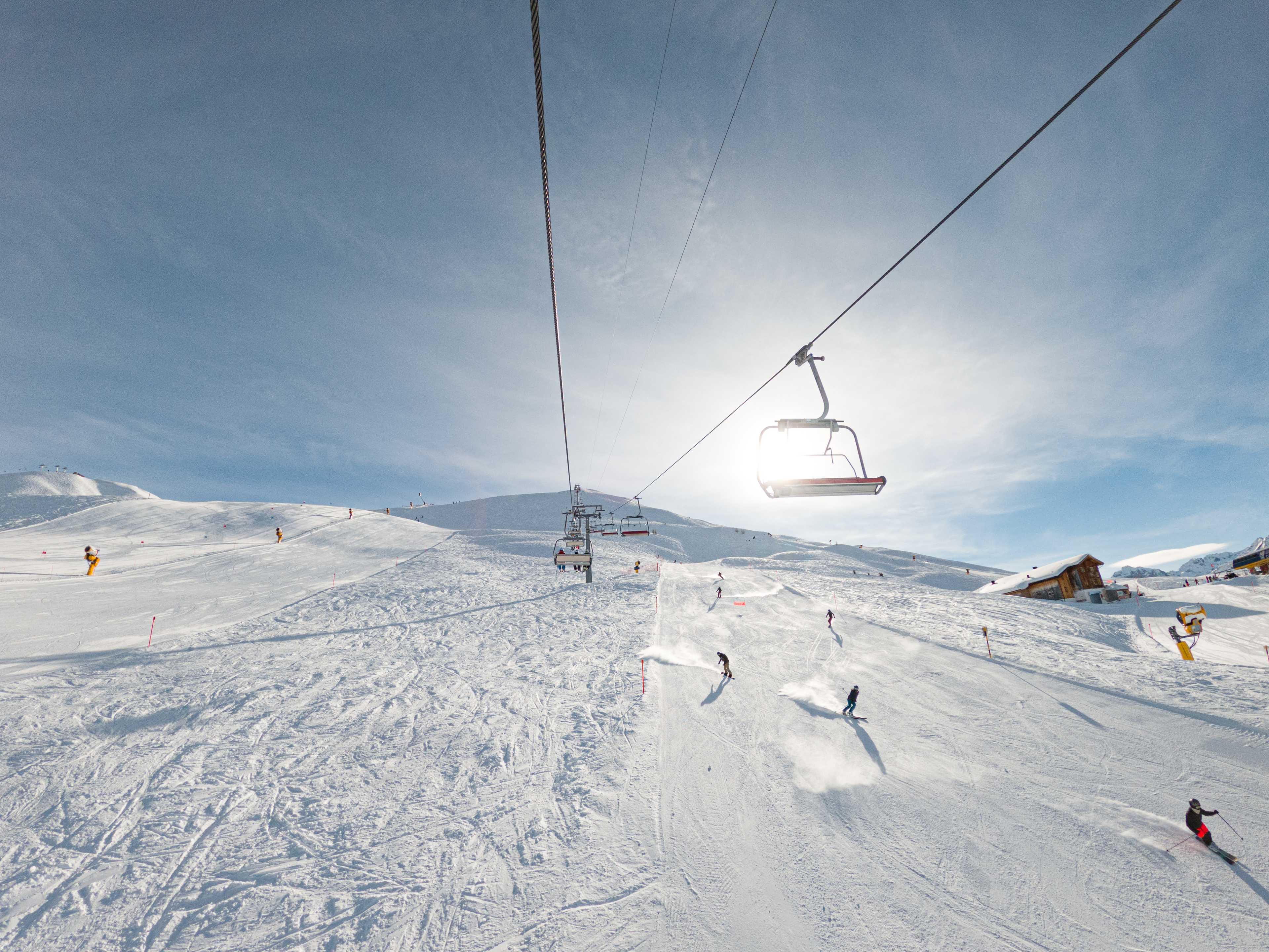 Usser Isch-Express chairlift and piste no. 8, Jakobshorn, Davos