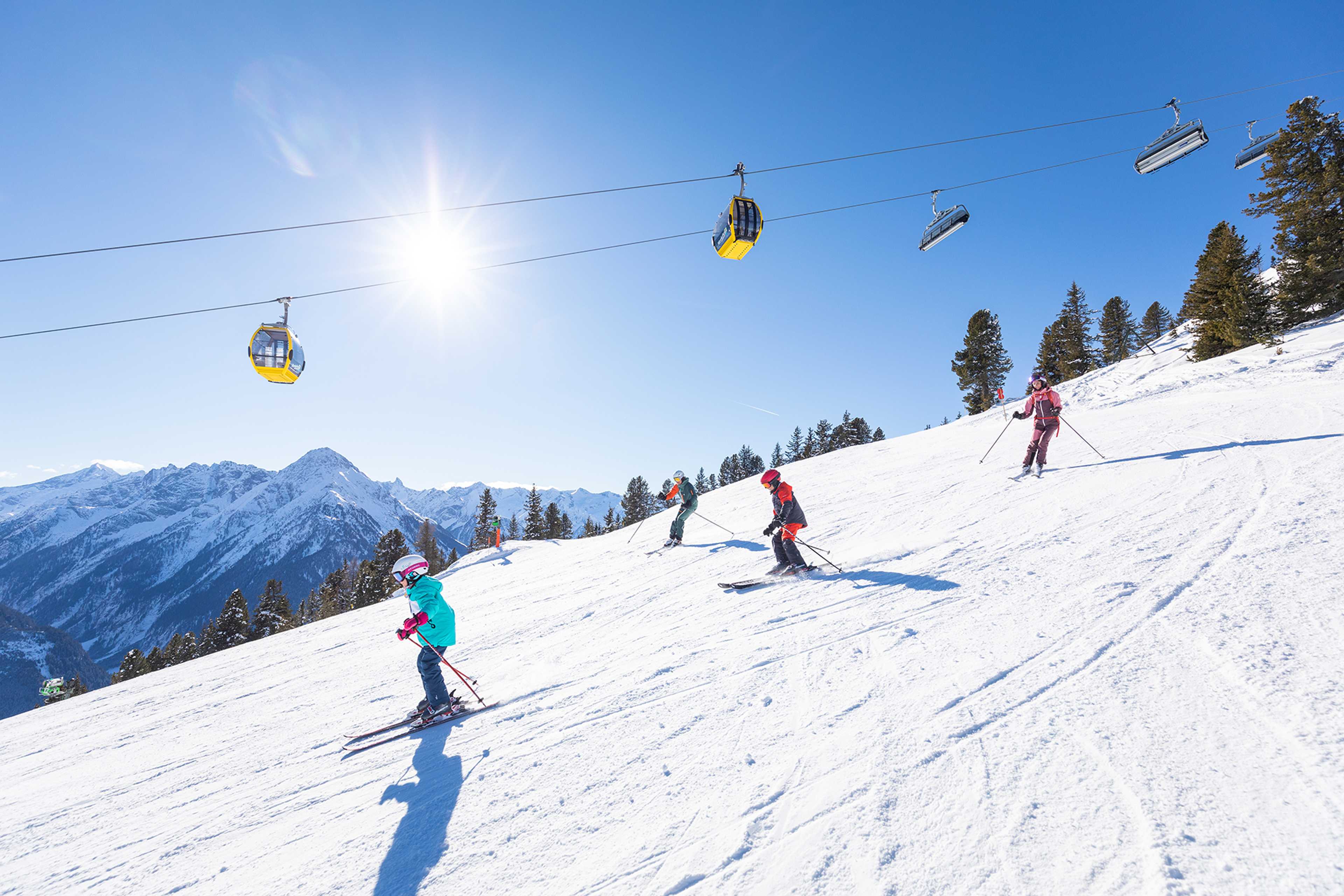 Rodzinne narciarstwo w Mayrhofen, Austria
