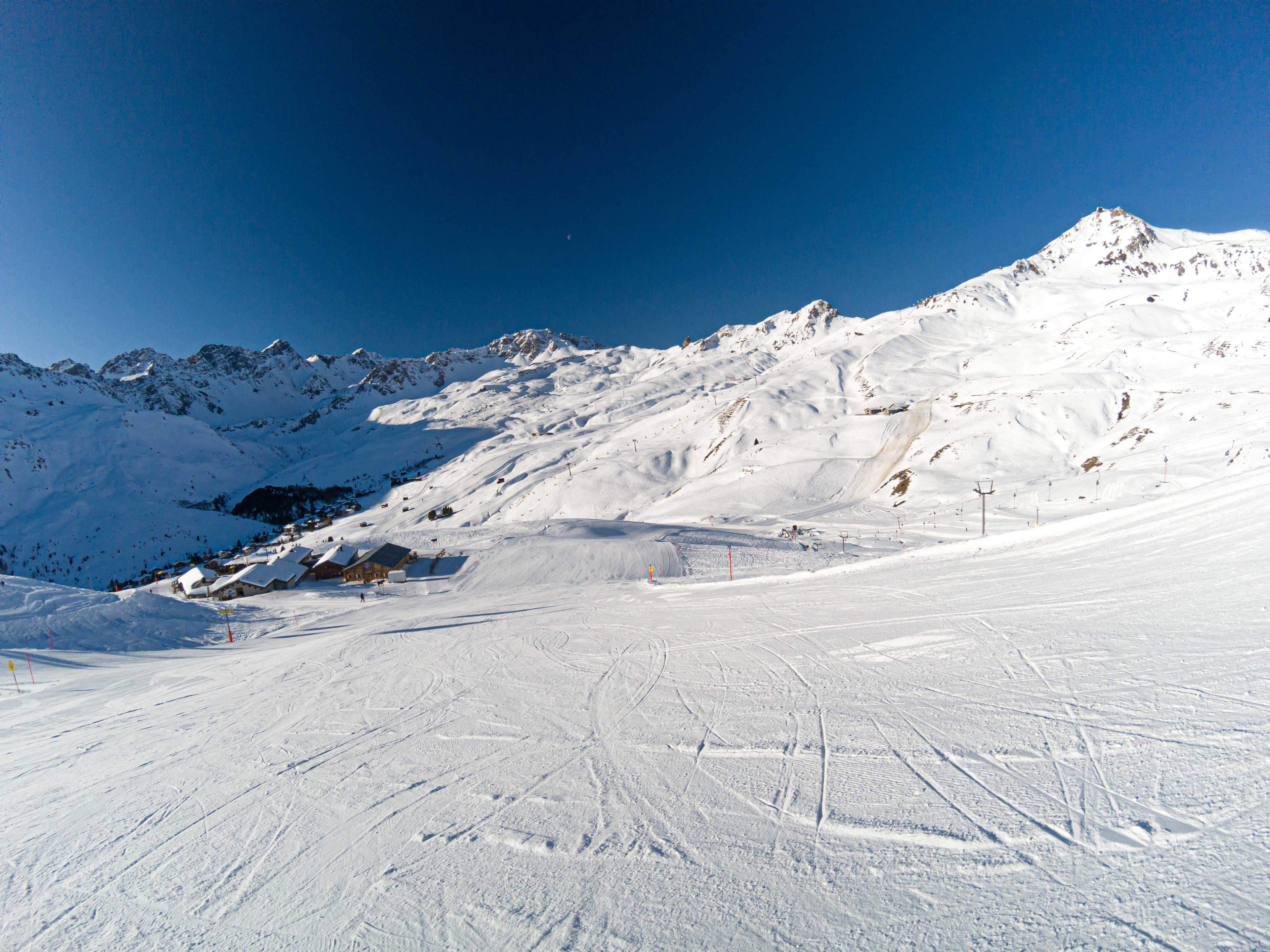 Central part of Arosa slopes