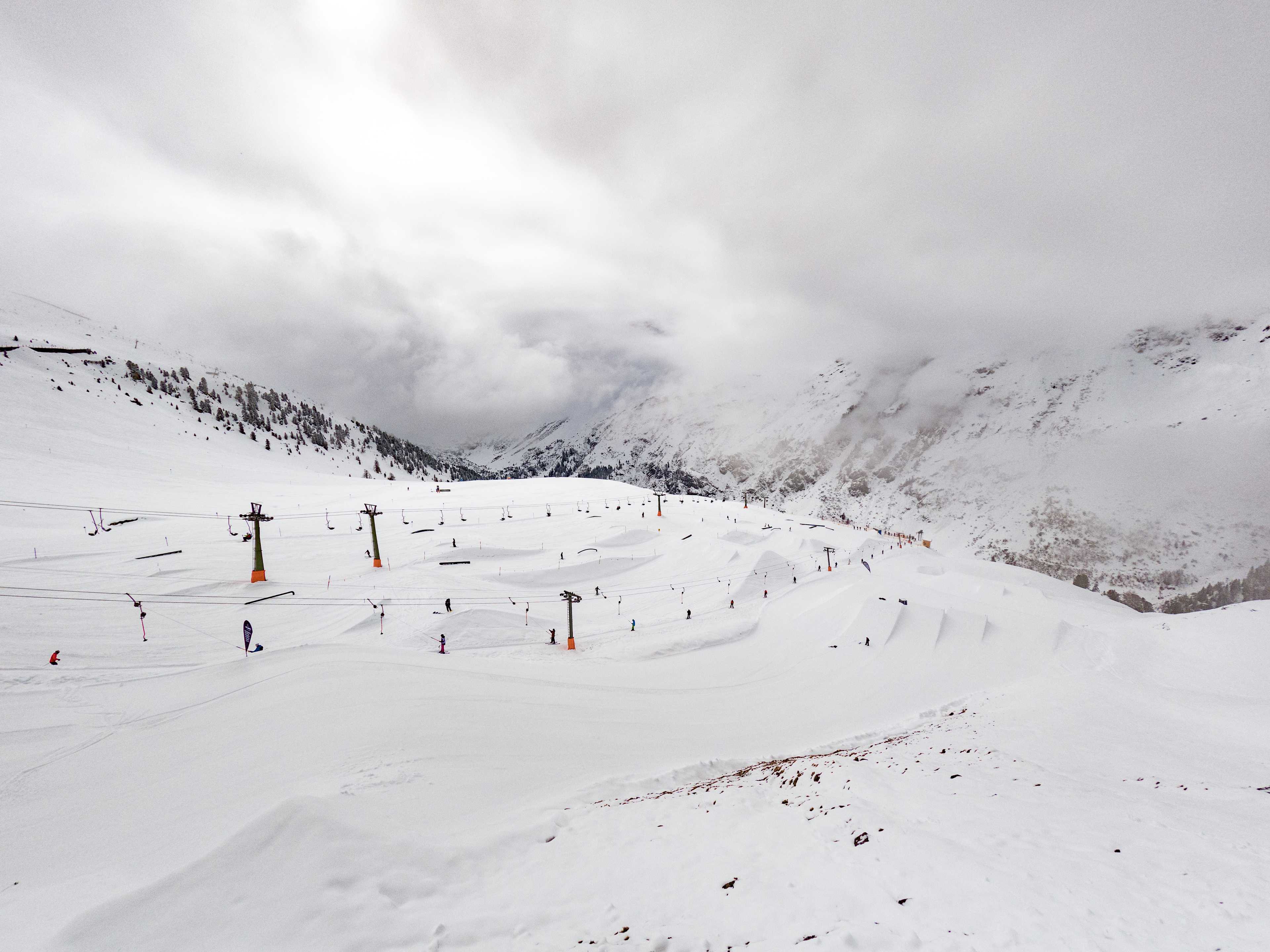 Wyciągi i snowpark na Rendl, St. Anton