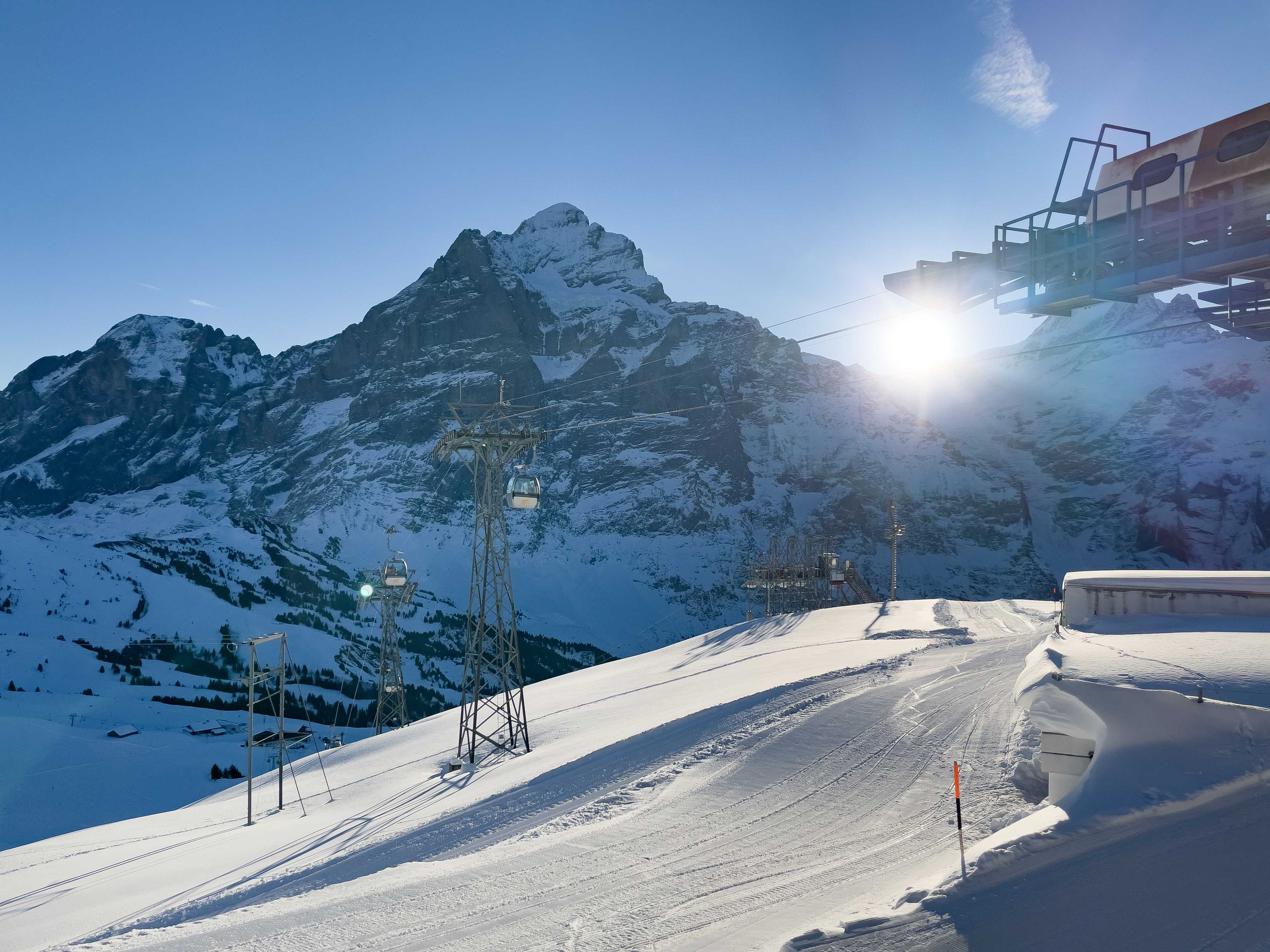 Grindelwald First gondola lift, Jungfrau